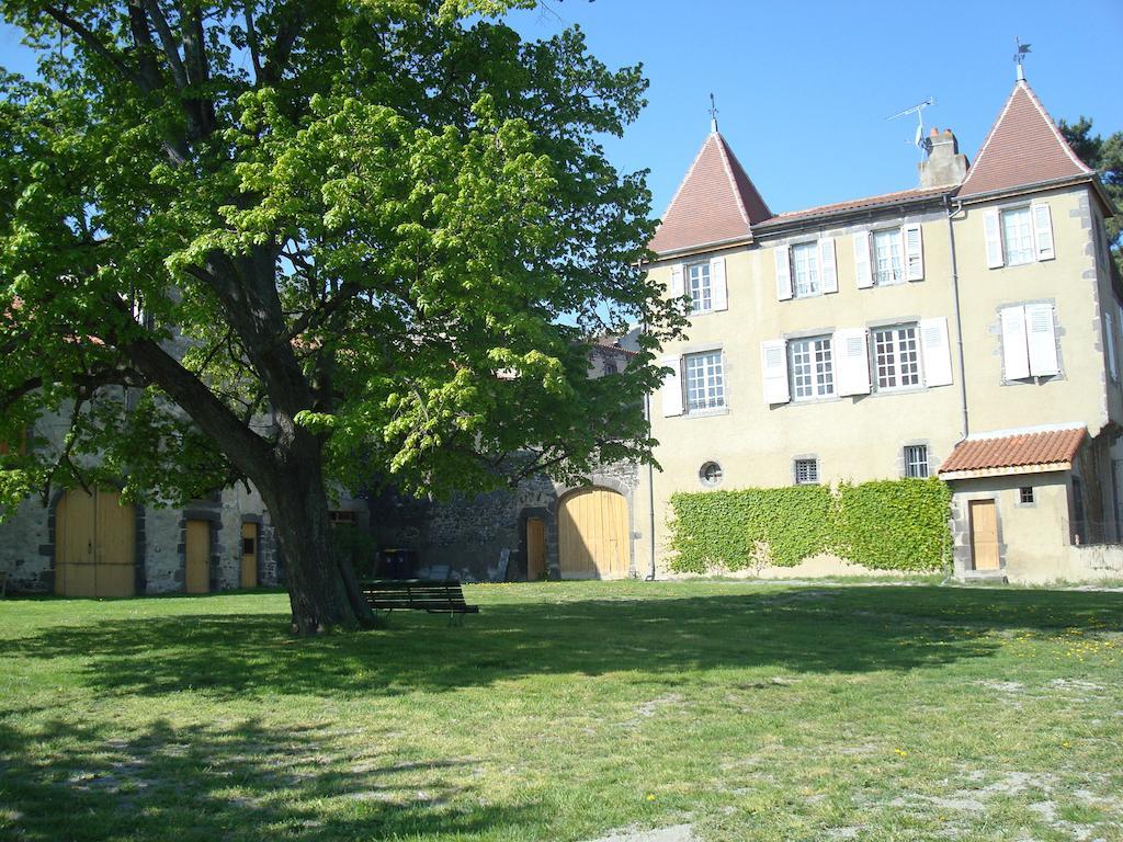 Chateau De Bourrassol Bed & Breakfast Menetrol Bilik gambar